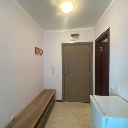 Sunny Plaza 4-34 Apartman Napospart