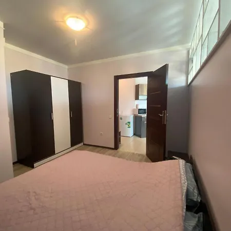 Sunny Plaza 4-34 Apartman