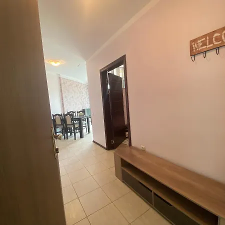 Sunny Plaza 4-34 Apartman Napospart